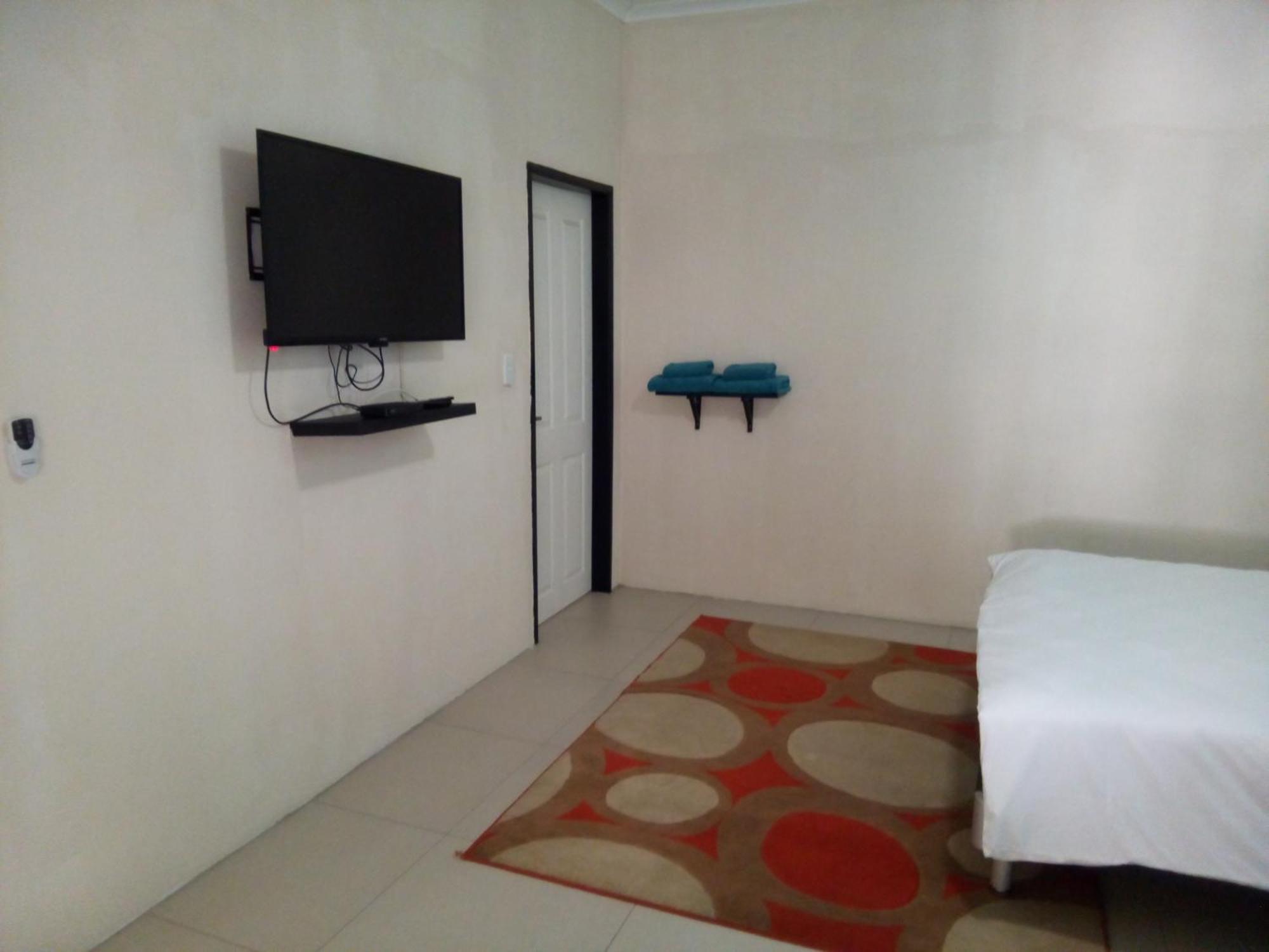 ケンプトンパーク Afrikawisa At O.R. Tambo International Airport Bed & Breakfast 部屋 写真